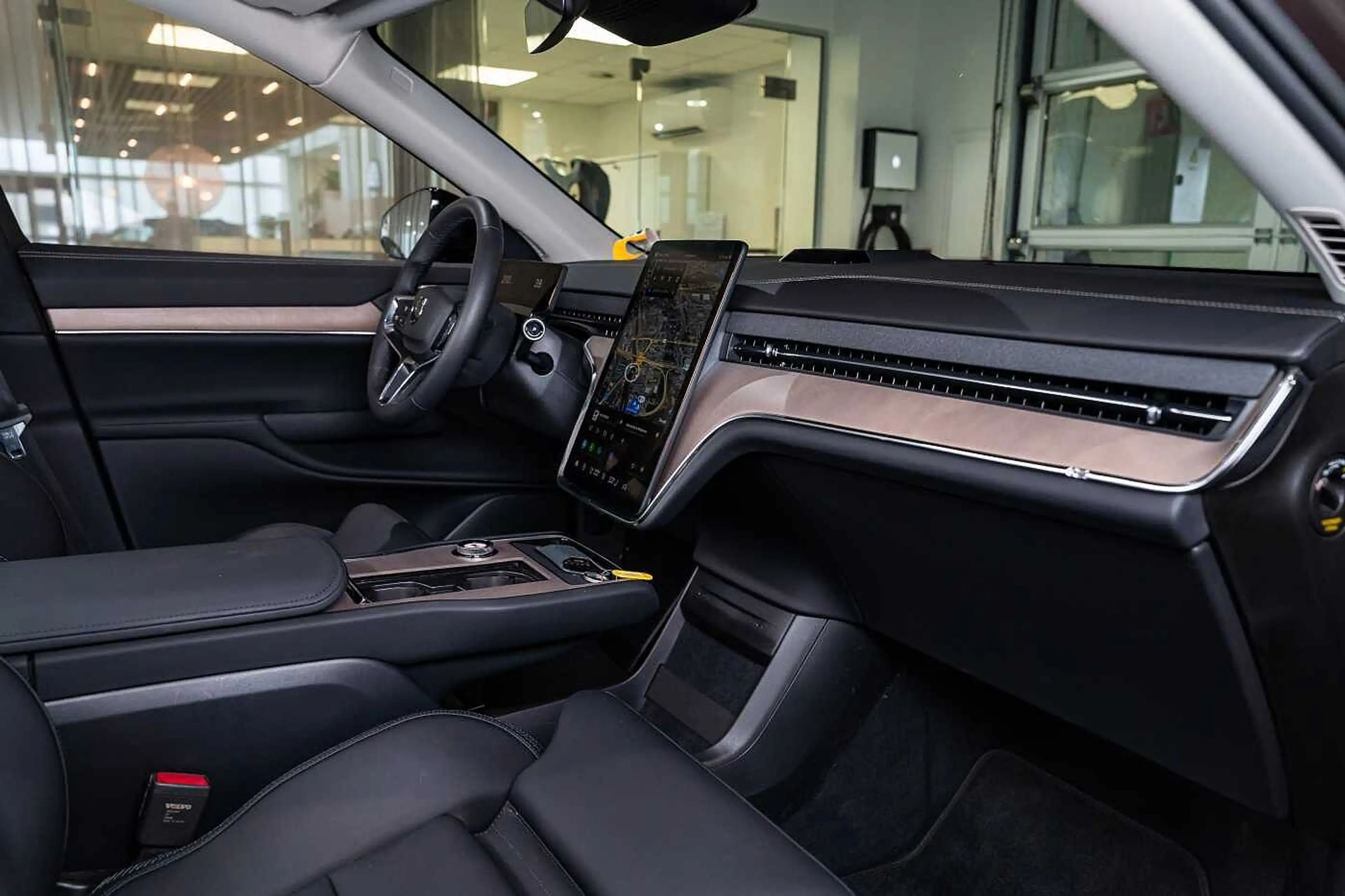 Volvo EX90 Plus, Twin Motor, 7 places — photo 11