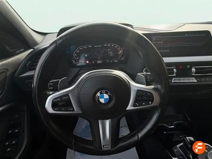 BMW Serie 1 2022, foto 11