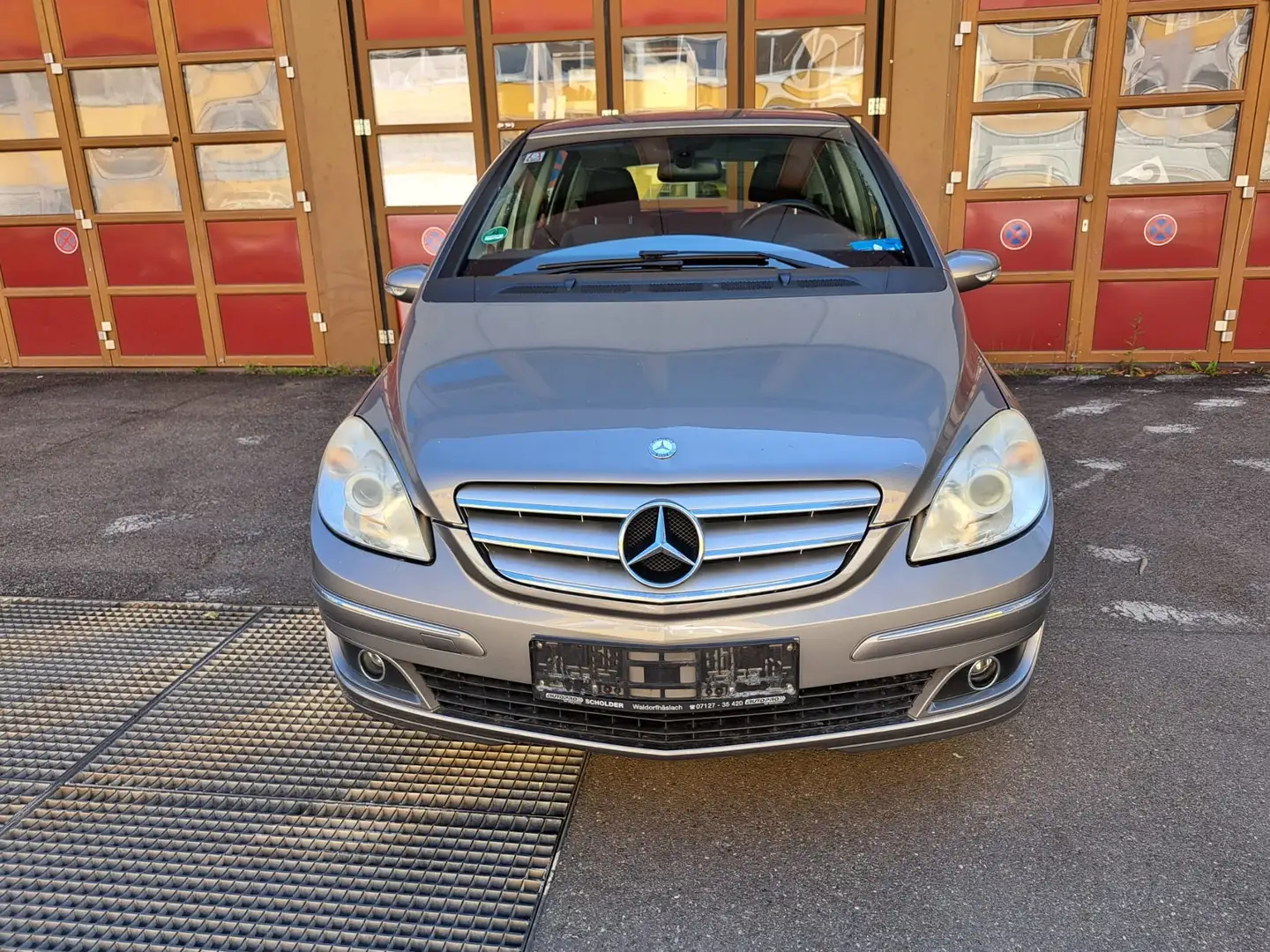Mercedes-Benz B 150 Gri - 1