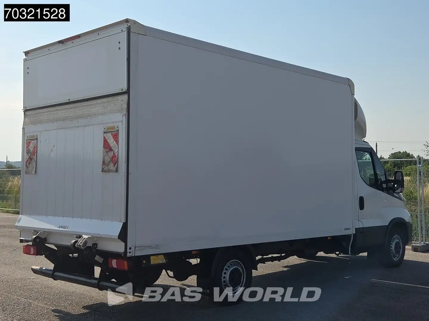 Iveco Daily 35S16 Automatik Ladebordwand 160PS Koff Weiß - 2
