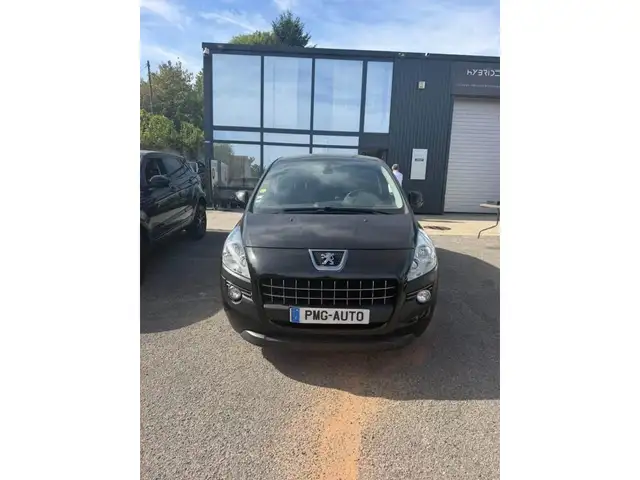 Peugeot 3008 view 3