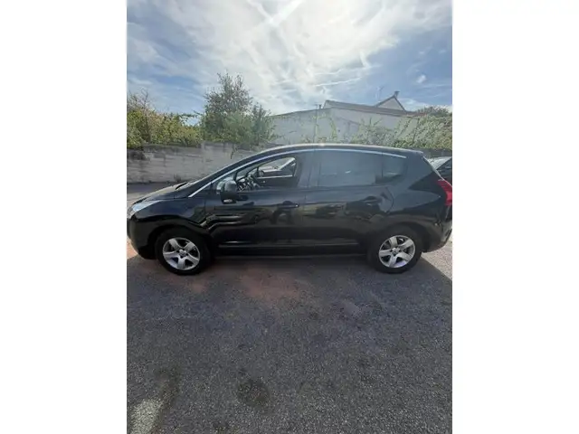 Peugeot 3008 view 9