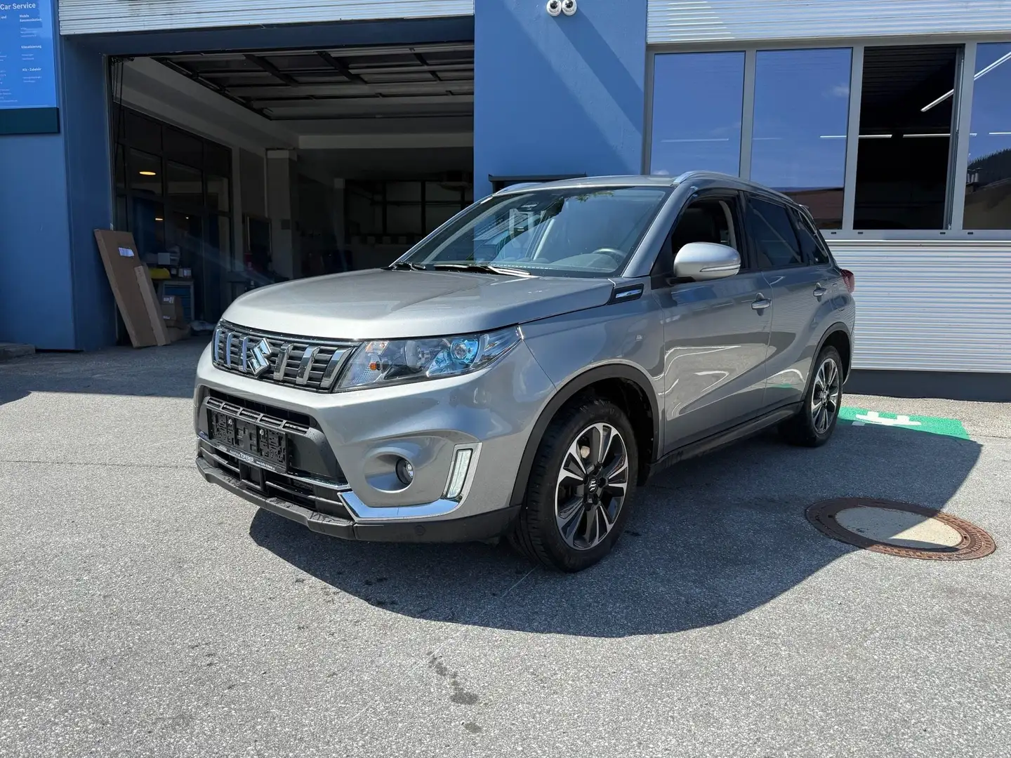 Suzuki Vitara 4x4 Flash Automatik Grau - 2
