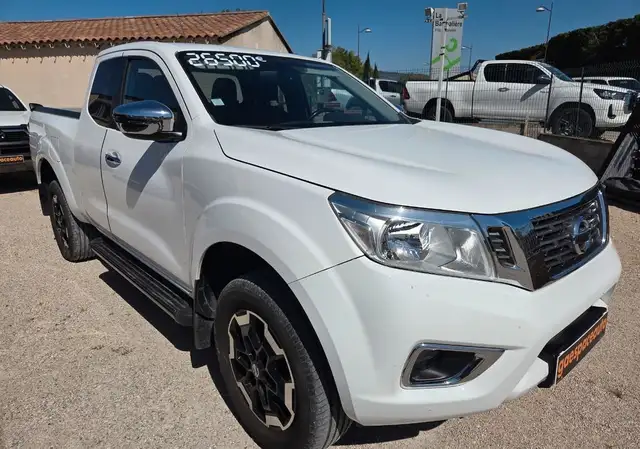 Nissan Navara xtra-cab Bvm6
