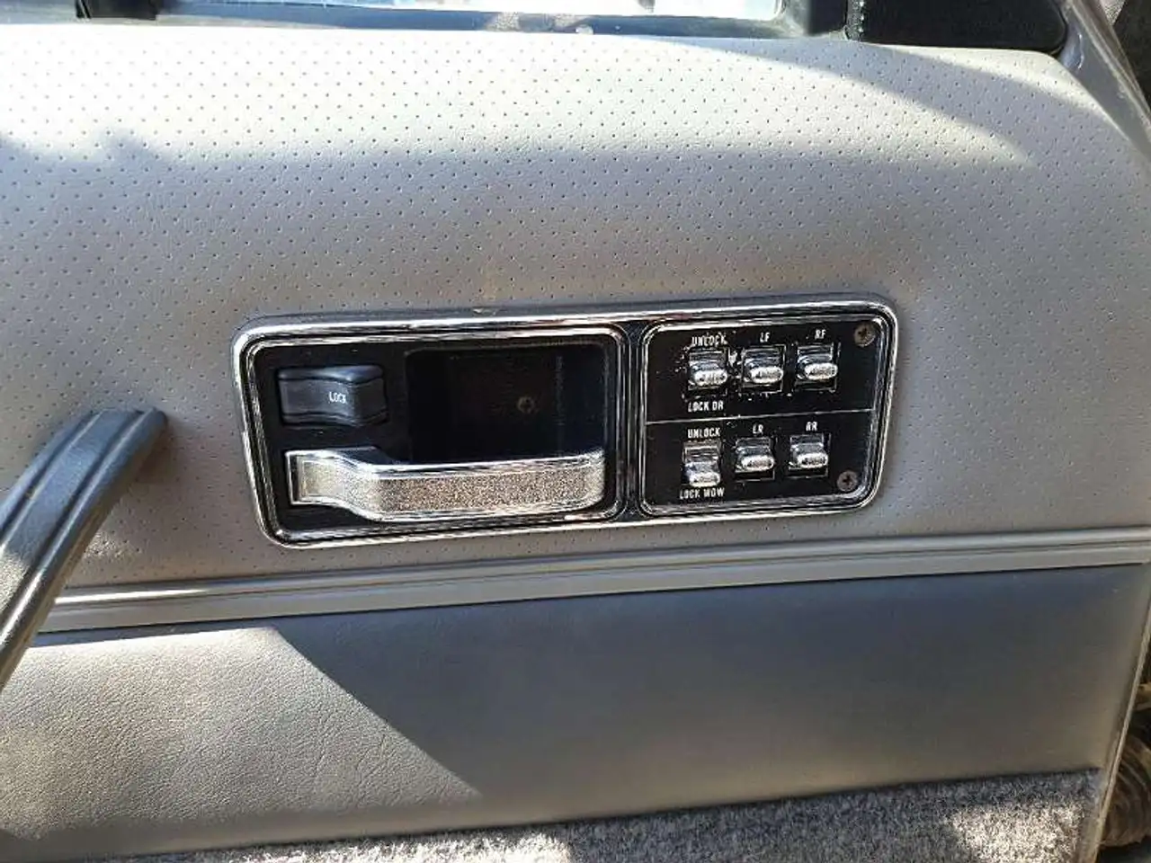 Jeep Cherokee 4,0 Limited Aut., foto 11