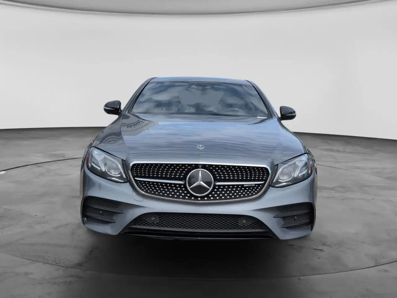 Mercedes-Benz E-Class fotografie Mercedes-Benz E-Class