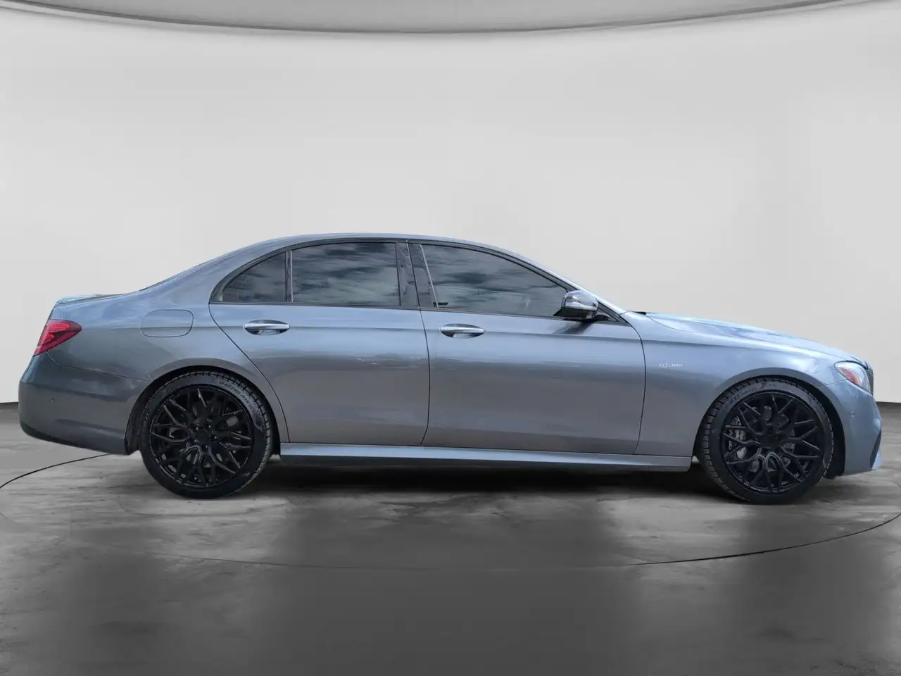 Mercedes-Benz E-Class fotografie Mercedes-Benz E-Class