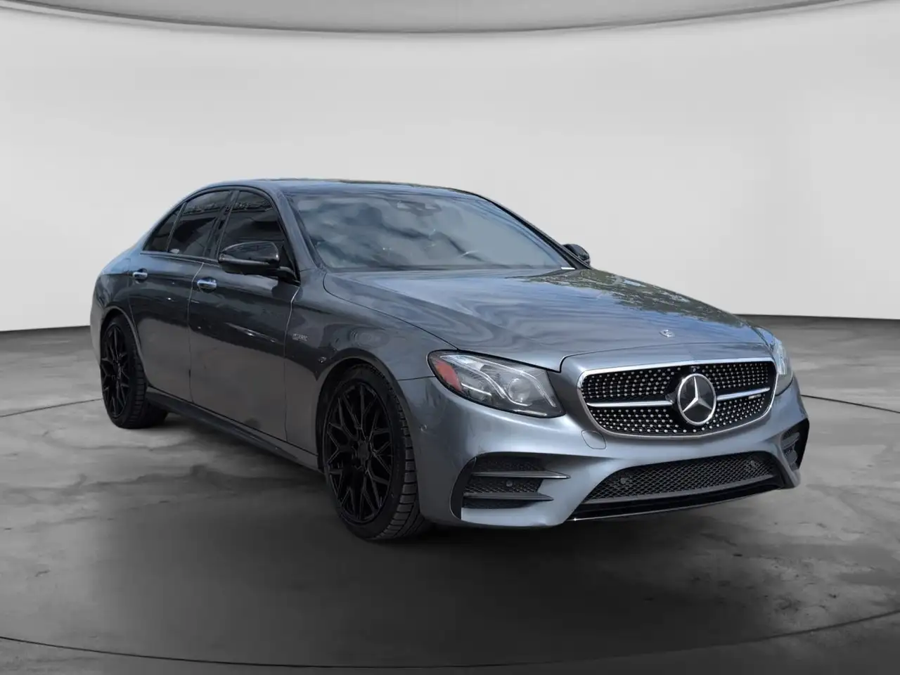 Mercedes-Benz E-Class fotografie Mercedes-Benz E-Class