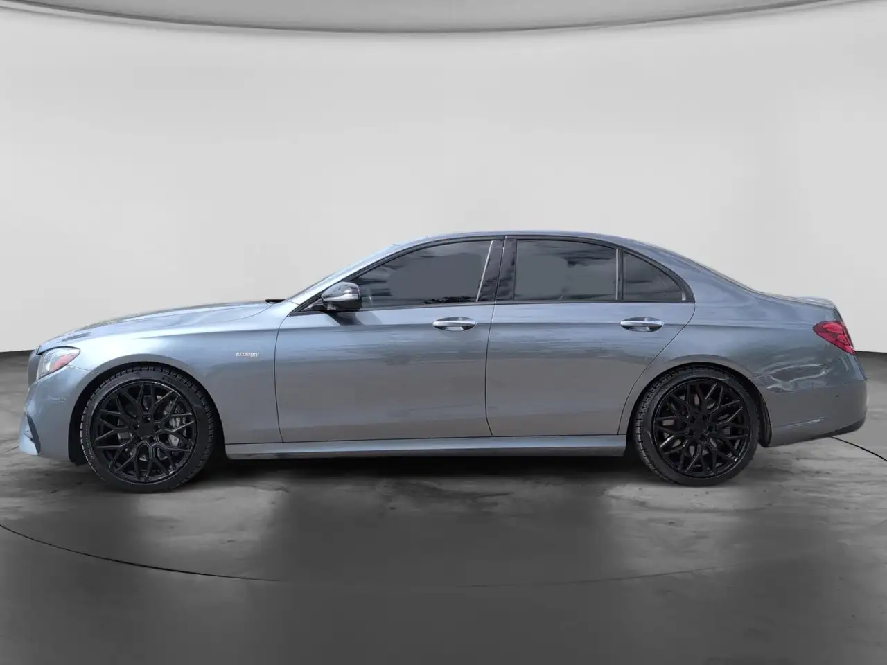 Mercedes-Benz E-Class fotografie Mercedes-Benz E-Class