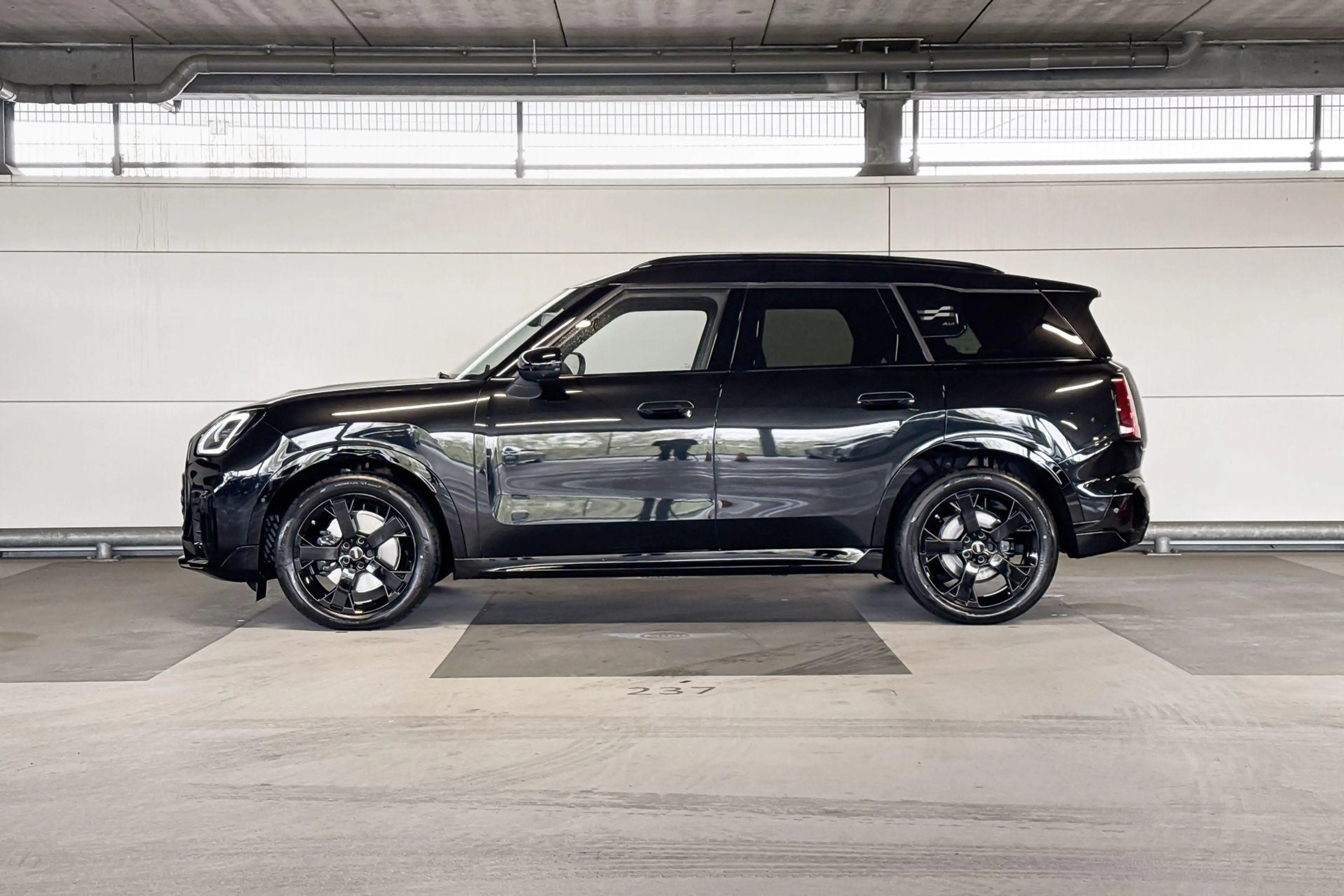 MINI Cooper Countryman 2.0 S ALL4 John Works XL — photo 2