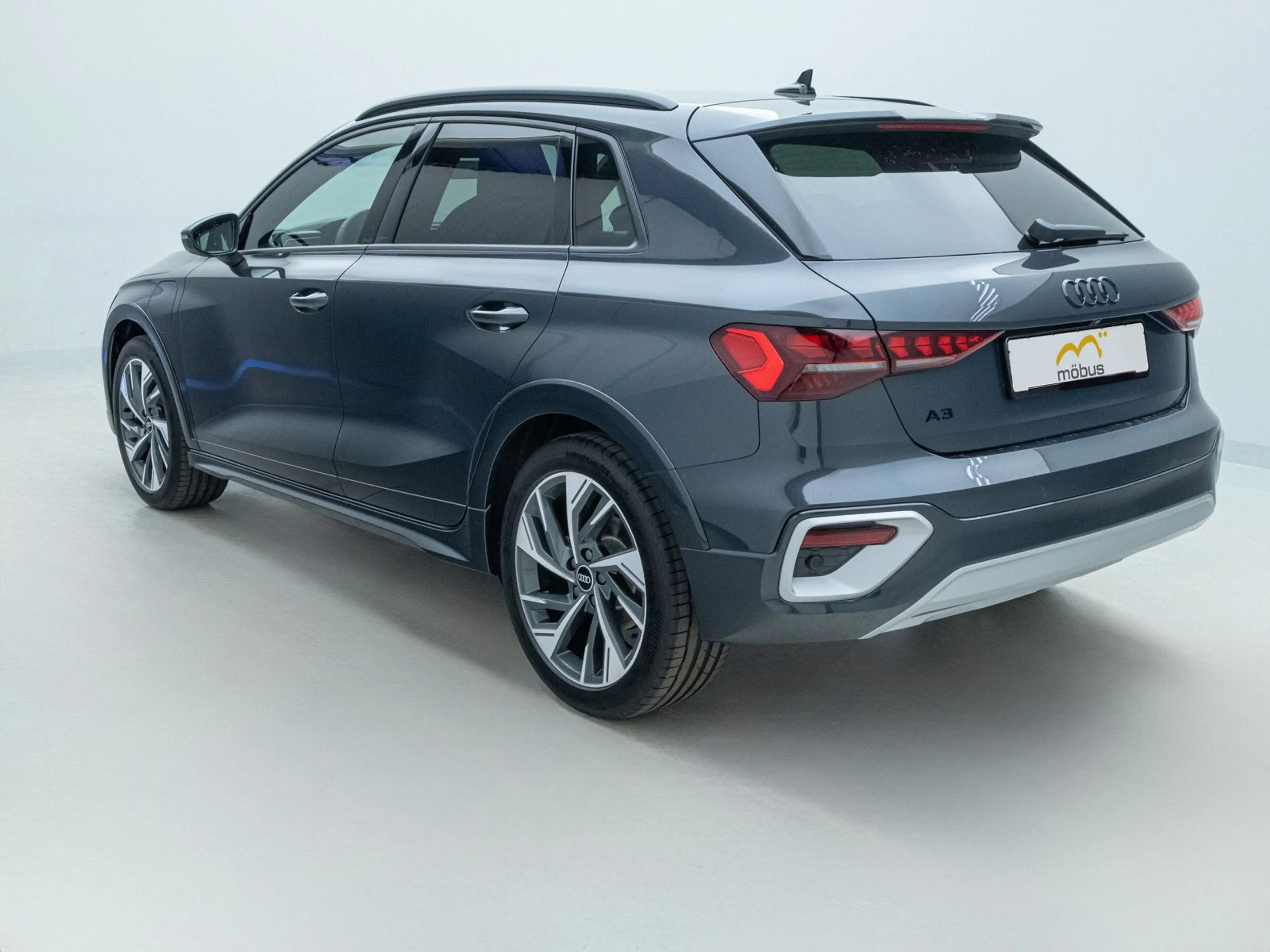 Audi A3 TFSI e*S-TRO*AHK*MATRIX*360*ACC* — photo 4