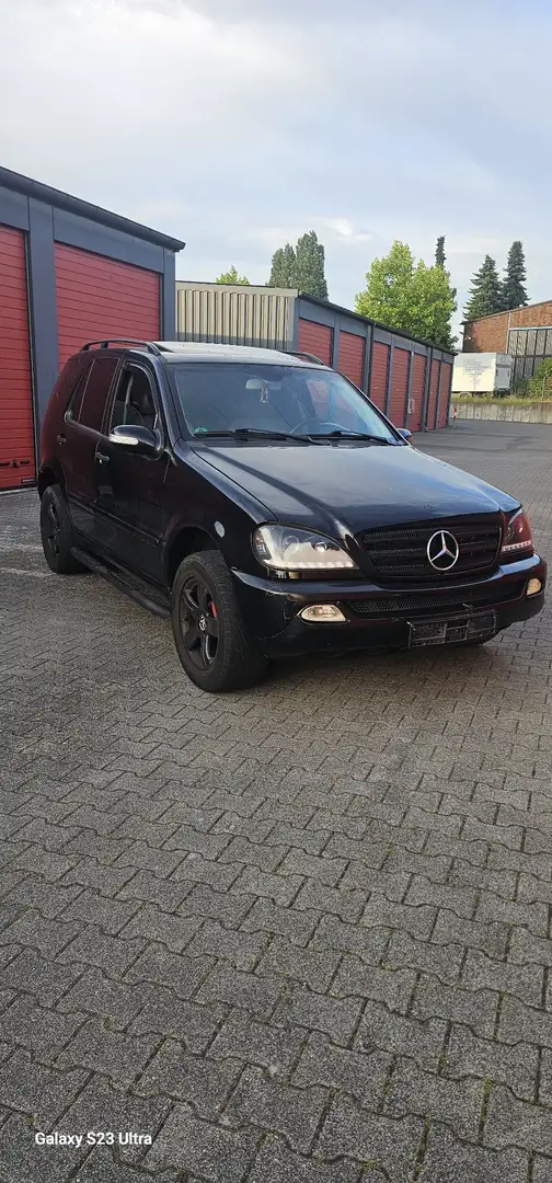 Mercedes-Benz ML 270 CDI Чорний - 2