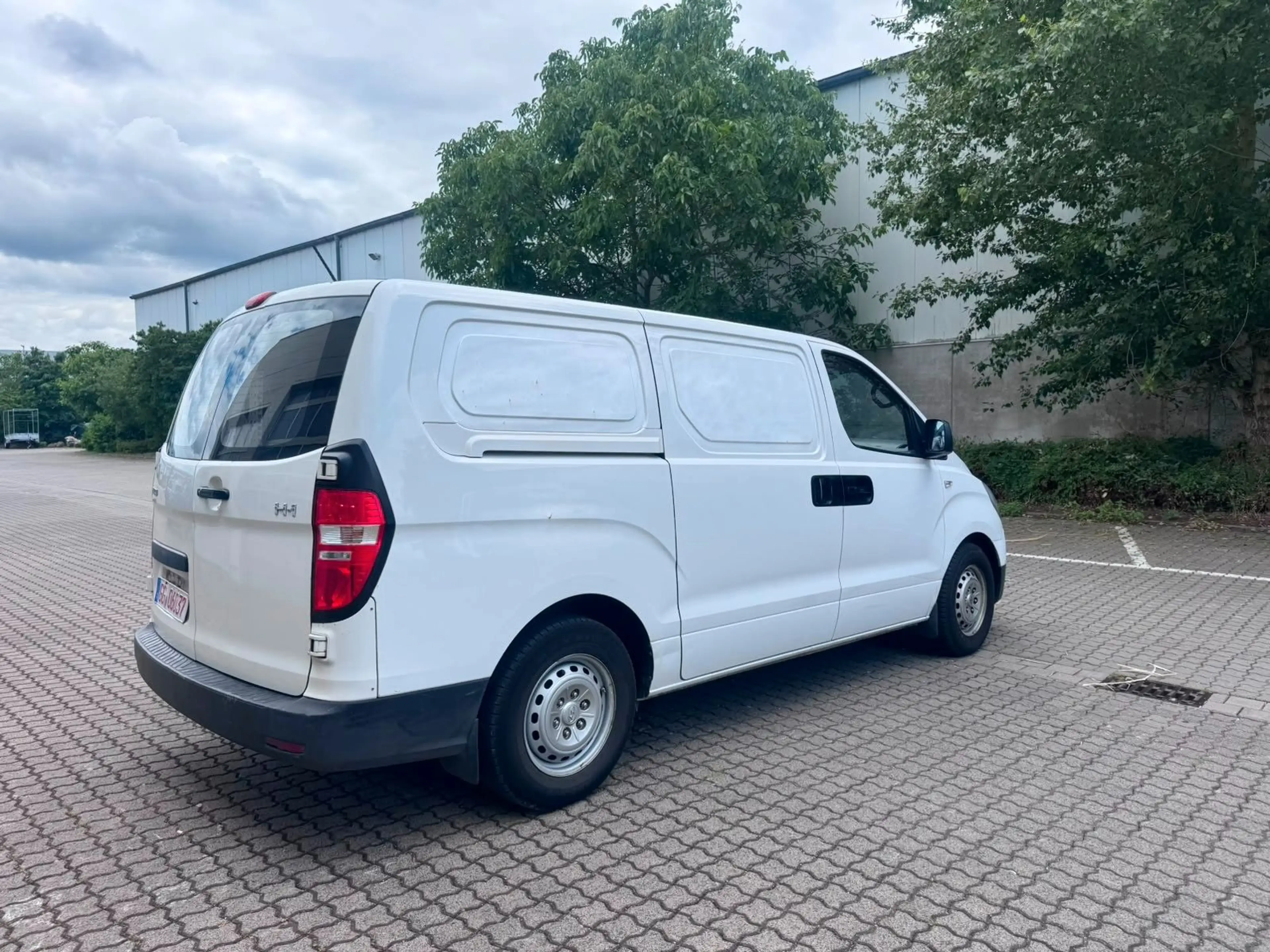 Hyundai H-1 Grand Starex Cargo Klima — photo 6