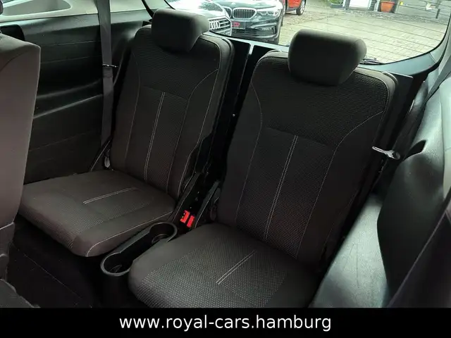 Opel Zafira view 15
