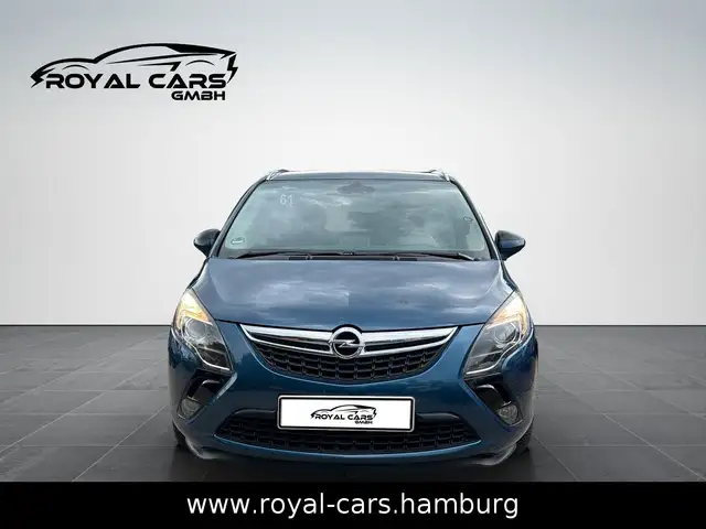 Opel Zafira view 2