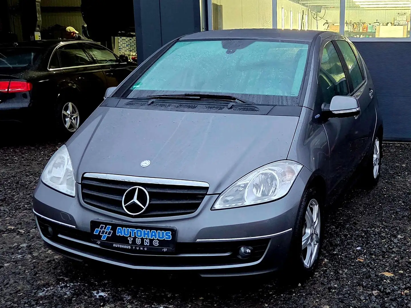 Mercedes-Benz A 160 1.5 Benzin Sitzheizung Klima Audio 20 Metallic Gris - 1