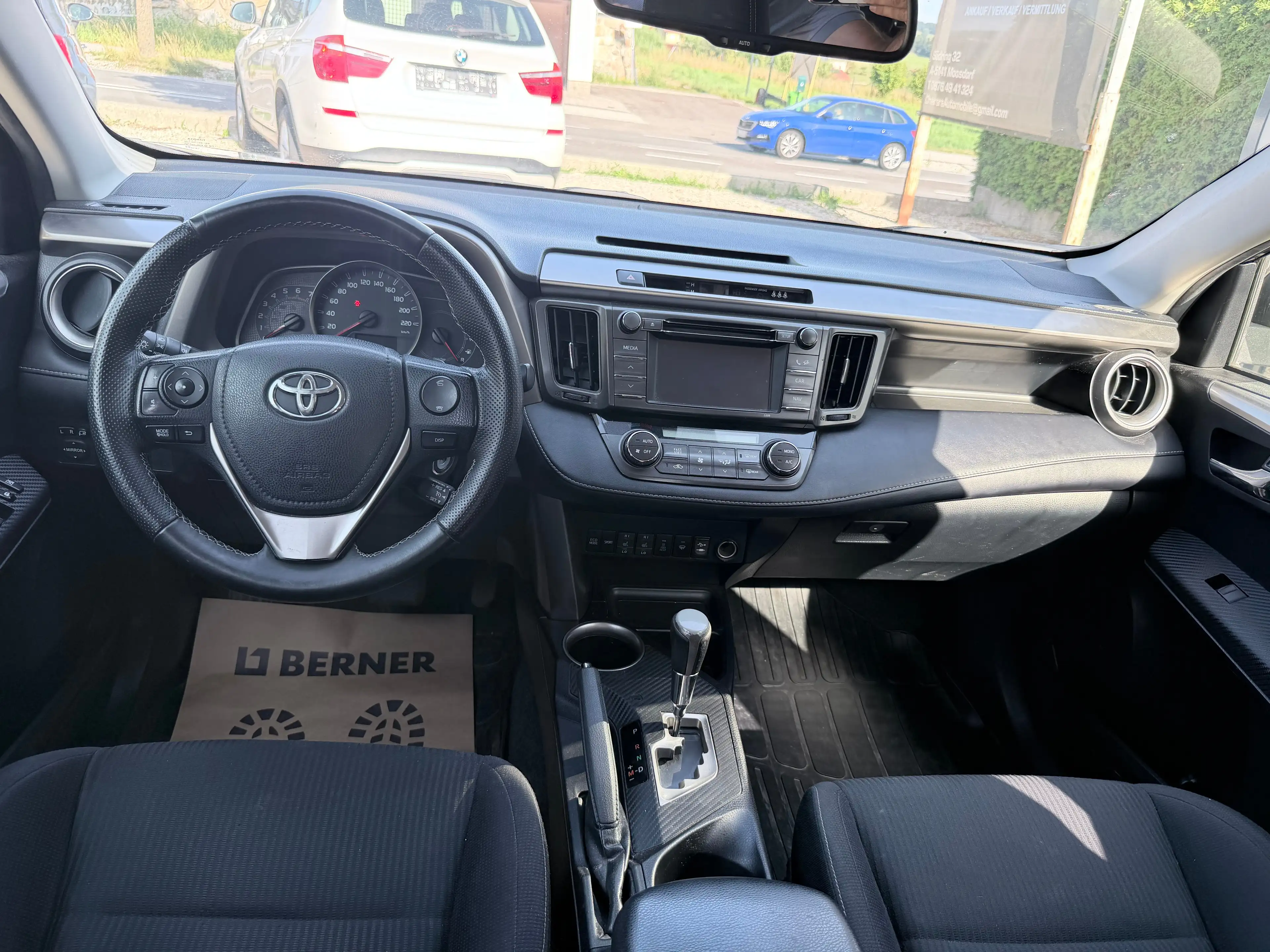 Toyota RAV 4 Life — photo 7