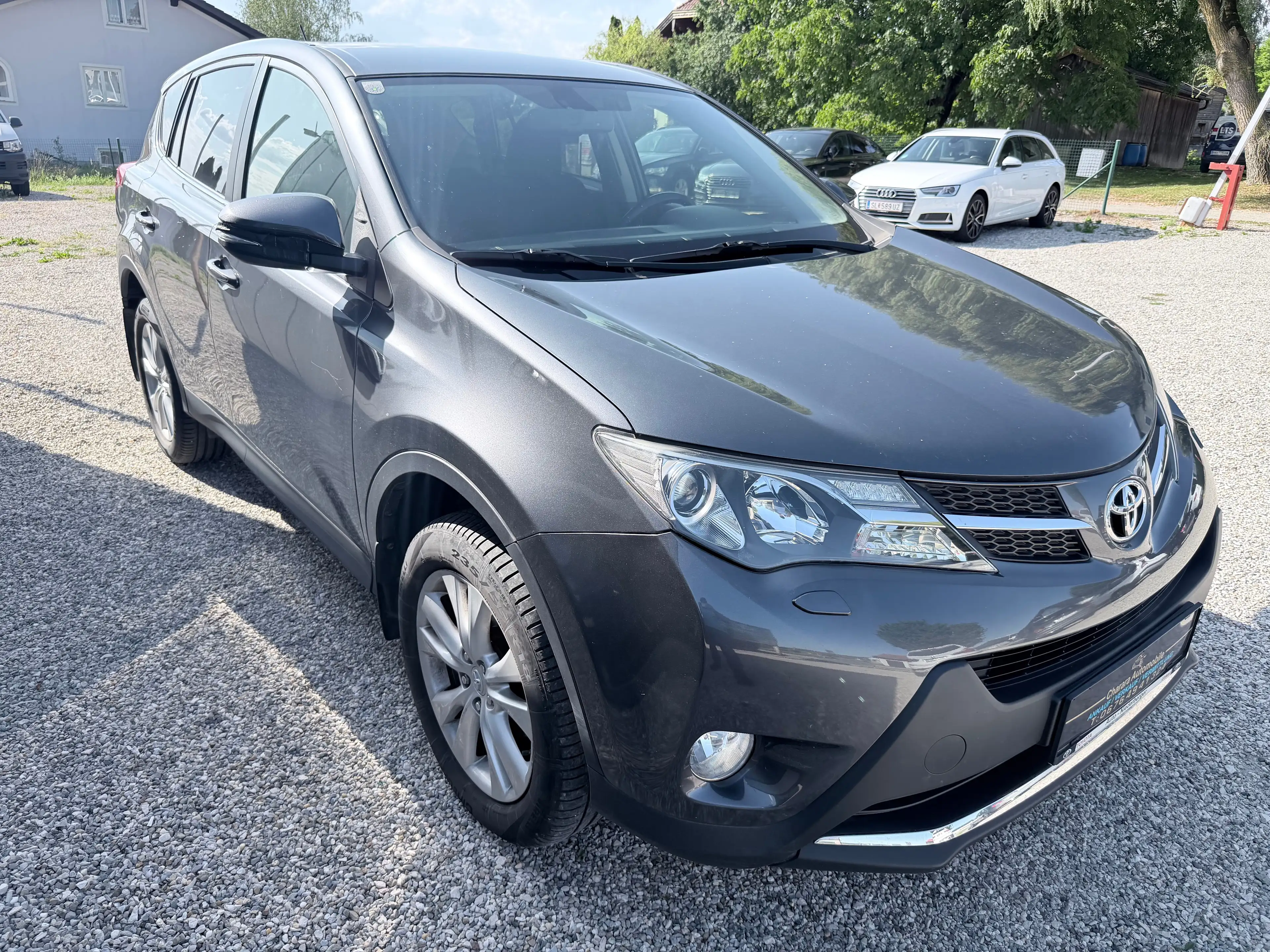 Toyota RAV 4 Life — photo 3