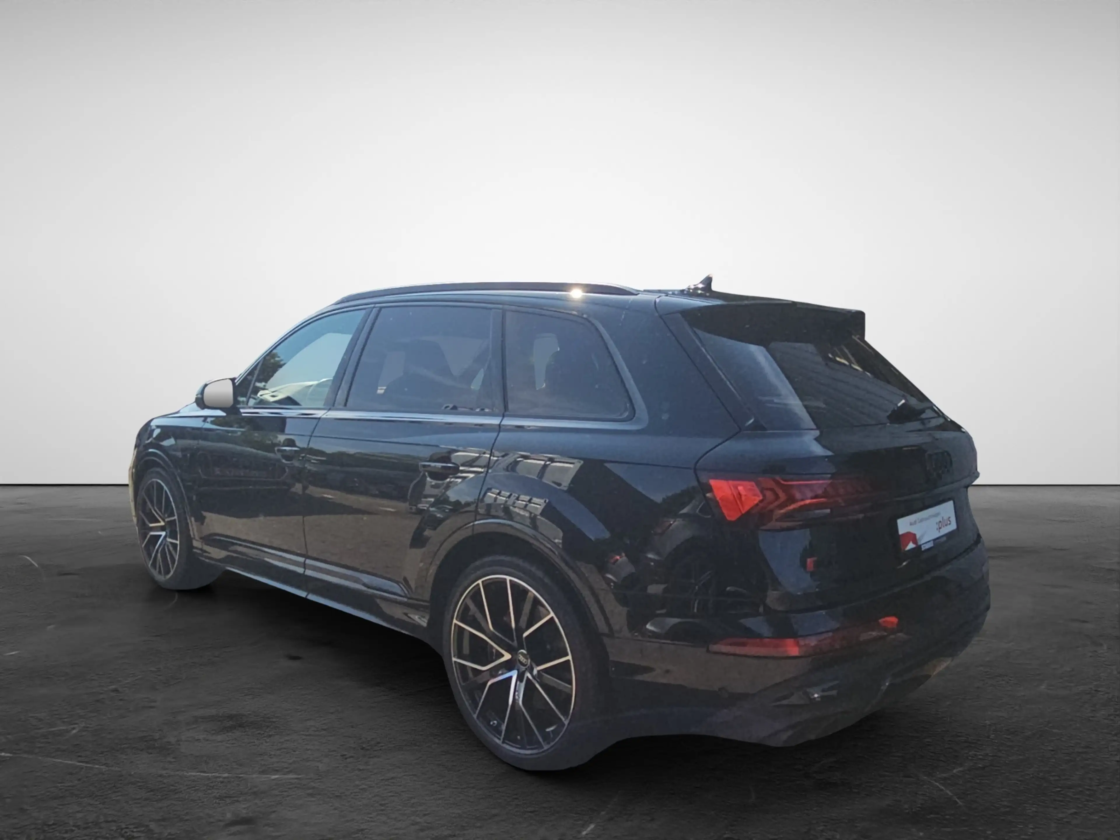 Audi SQ7 TFSI tiptronic NaviPlus Mtarix AHK 22-Zoll Head... — photo 4