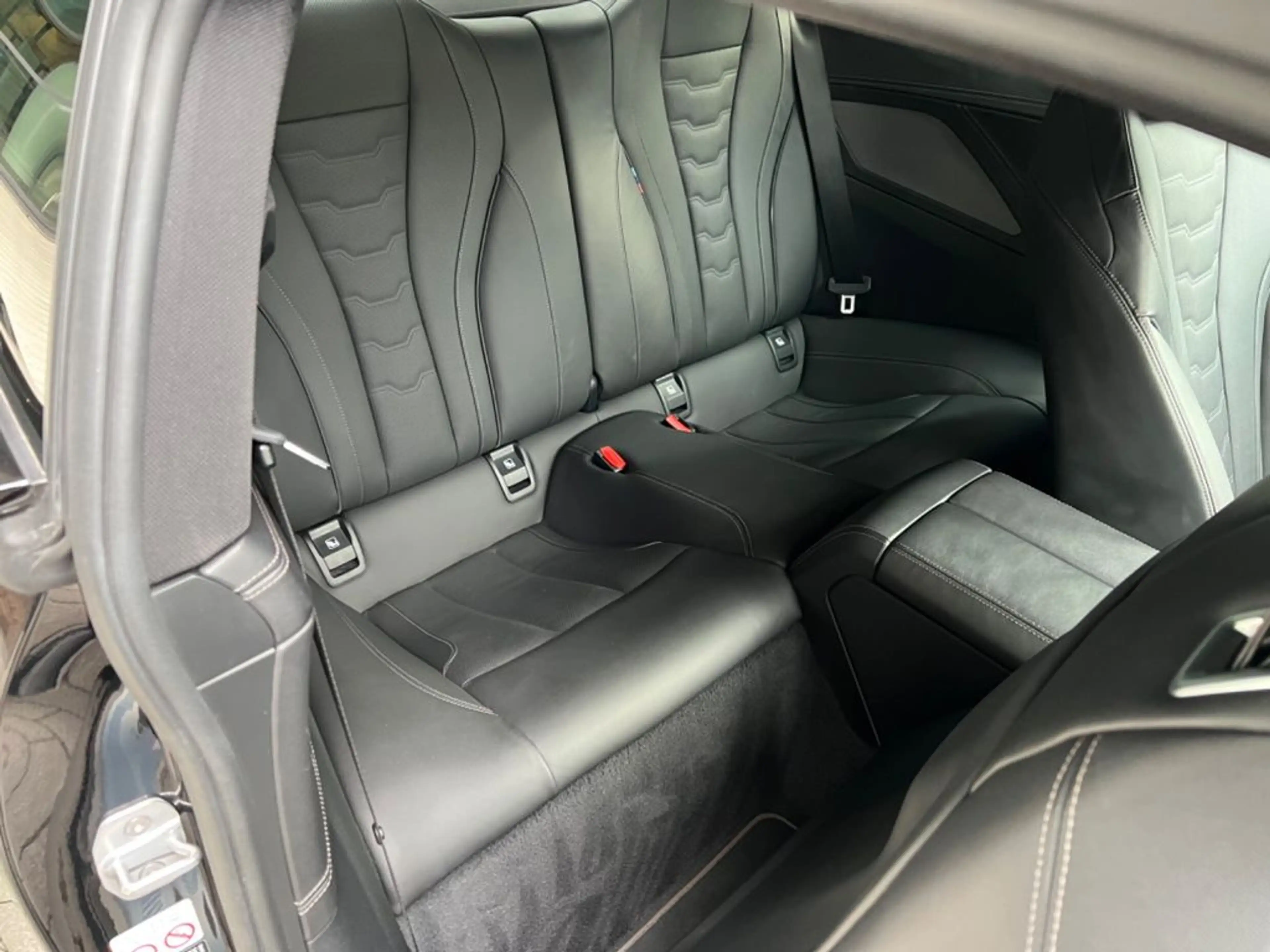 BMW 840 d 840d xDrive M Sport Coupe — photo 7