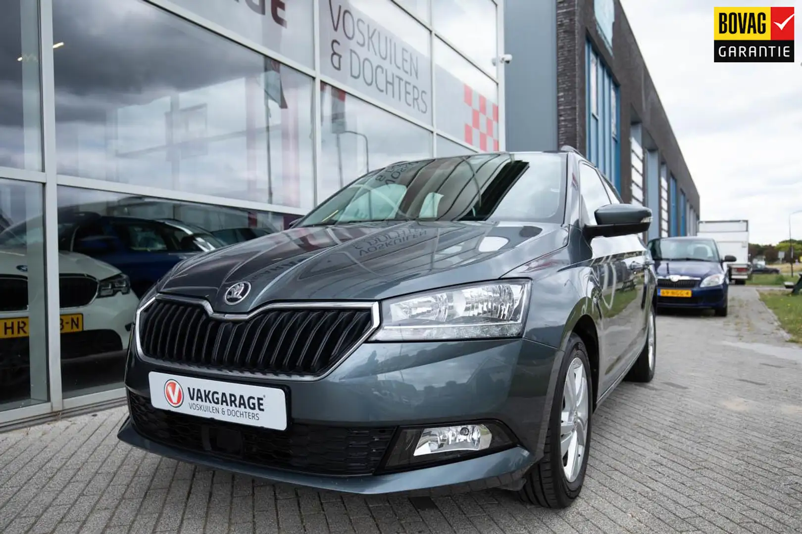 Skoda Fabia Combi 1.0 Ambition | Navigatie | Airco | Cruise Grijs - 1