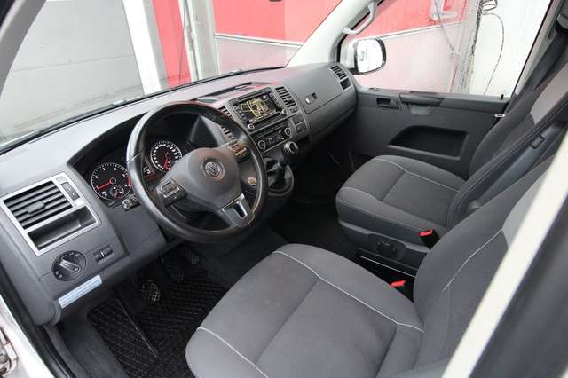 Volkswagen T5 California