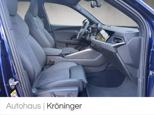 Audi SQ5 view 9