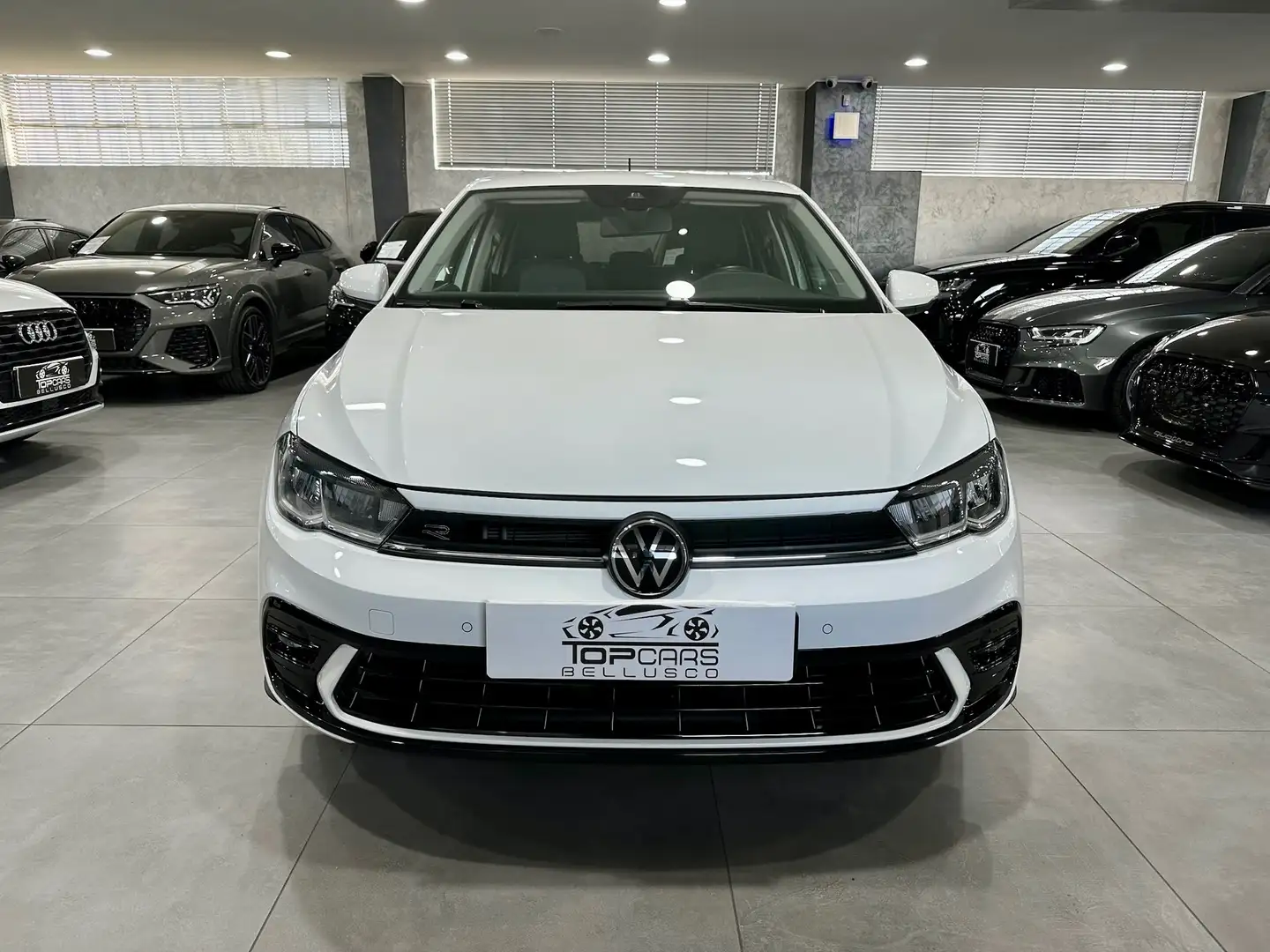 Volkswagen Polo Polo 1.0 tsi R-Line 95cv Bianco - 2