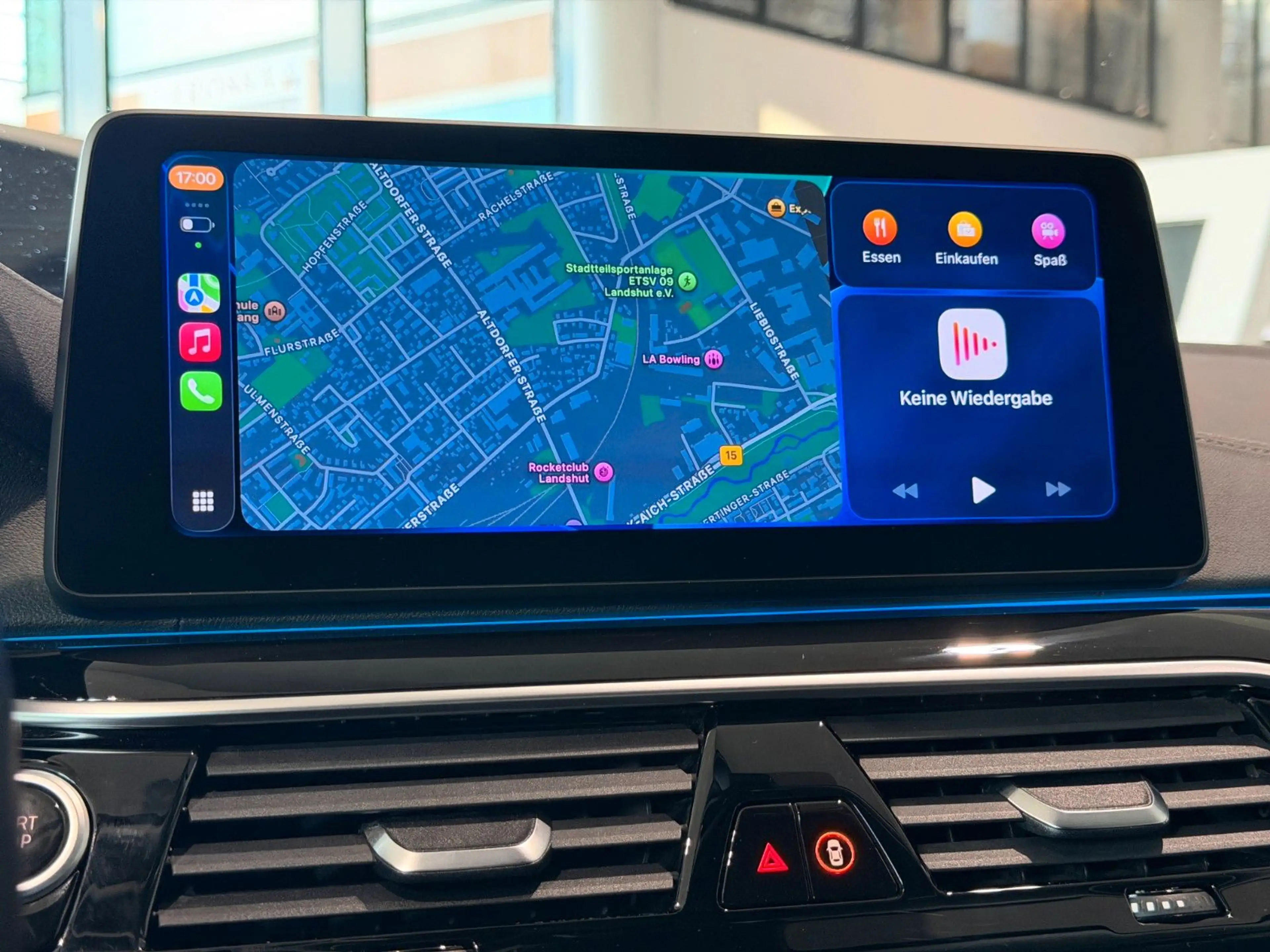 BMW 530 e xDr Lim. Luxury Laser Sbel HUD H&K AHK ACC — photo 24