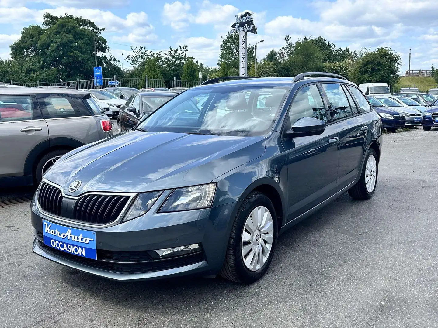 Skoda Octavia SW 1.0 TSI *GPS*CLIM* Gris - 2