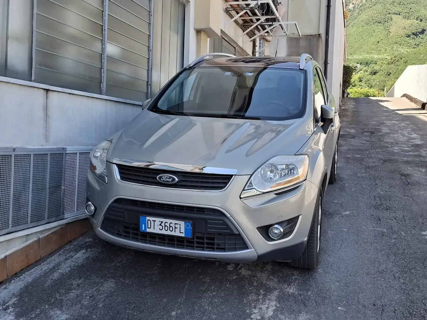 Ford Kuga Kuga I 2009 2.0 tdci + 4wd 136cv dpf Bronzo - 1