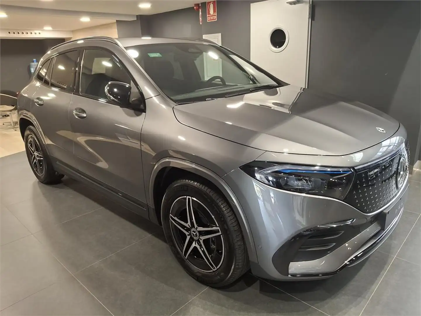 Mercedes-Benz EQA 250 + - 2