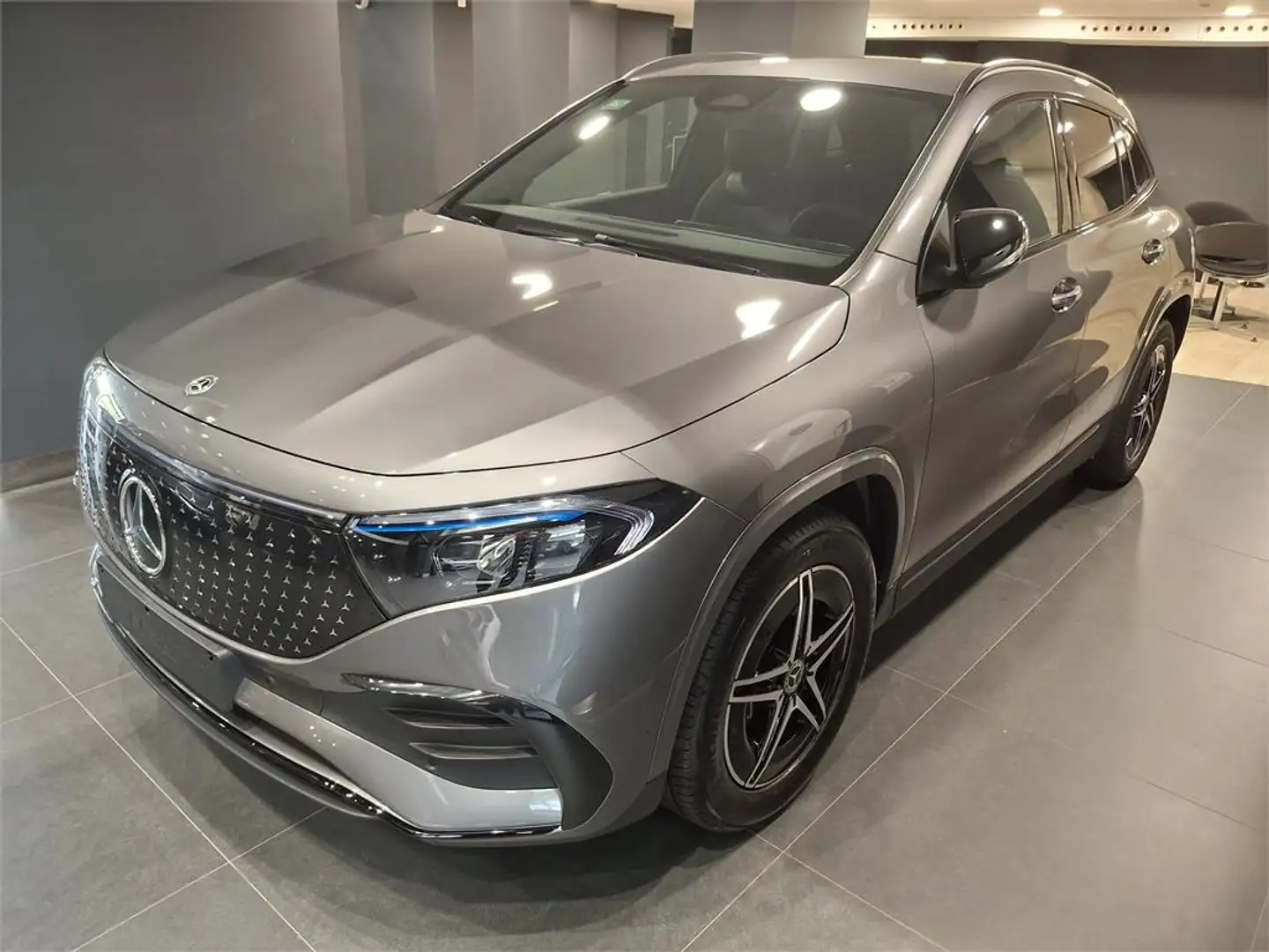 Mercedes-Benz EQA 250 + - 1
