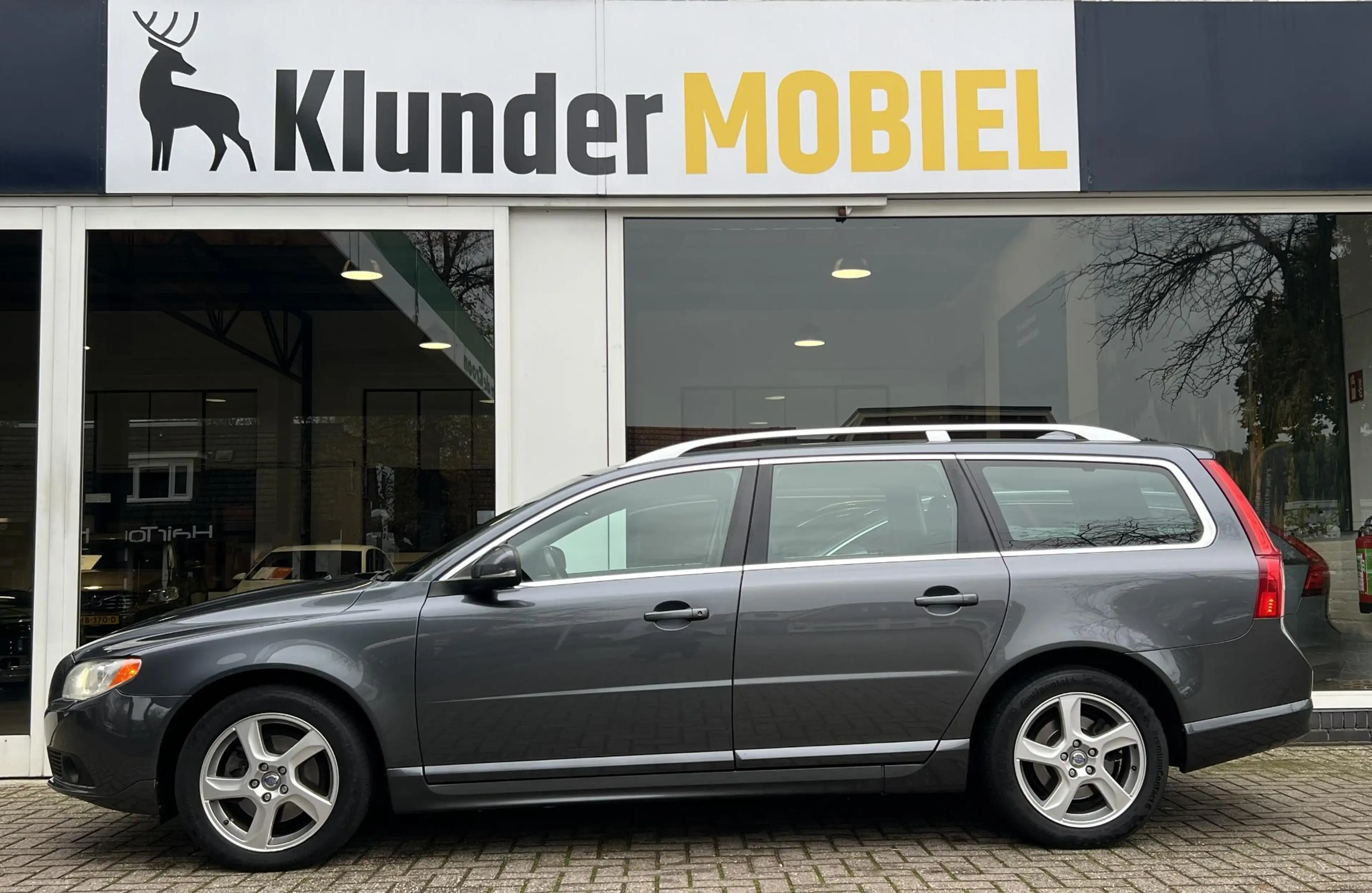 Volvo V70 2.0 T5 Summum Aut. |Leder|Memory|Trekhaak| — photo 2