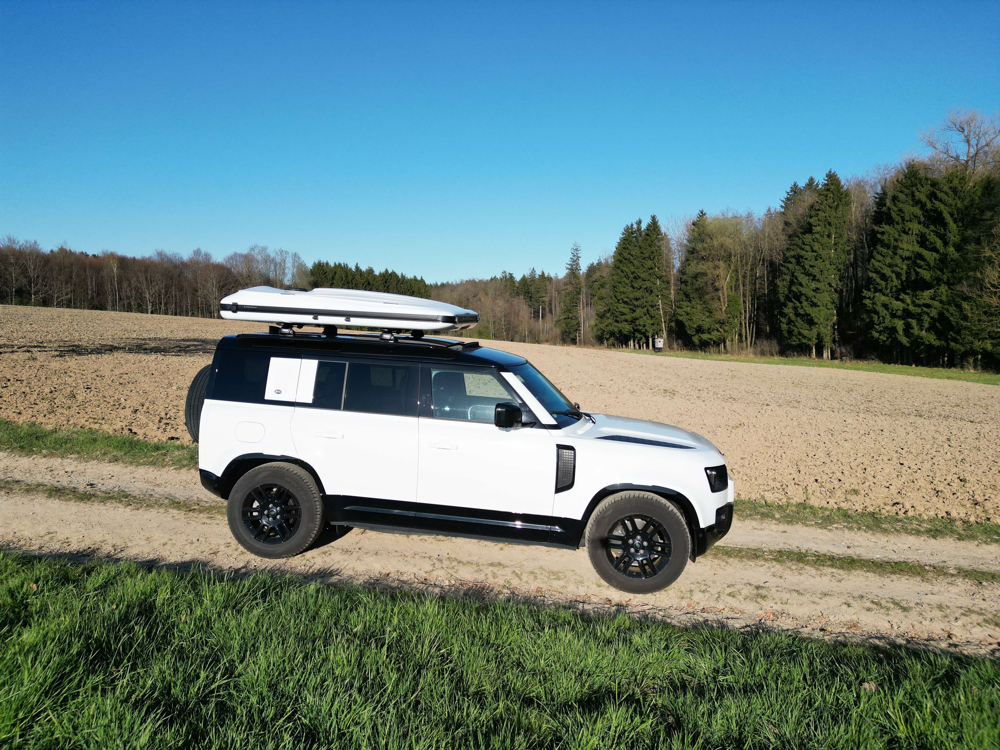 Second hand Land Rover Defender 3.0