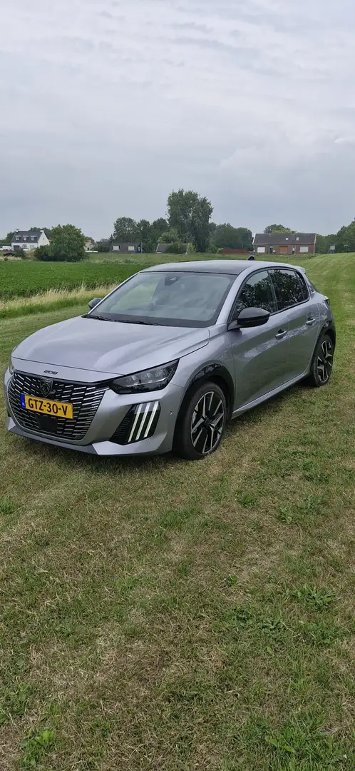 Peugeot 208 Hybrid e-DCS6 GT Grijs - 1