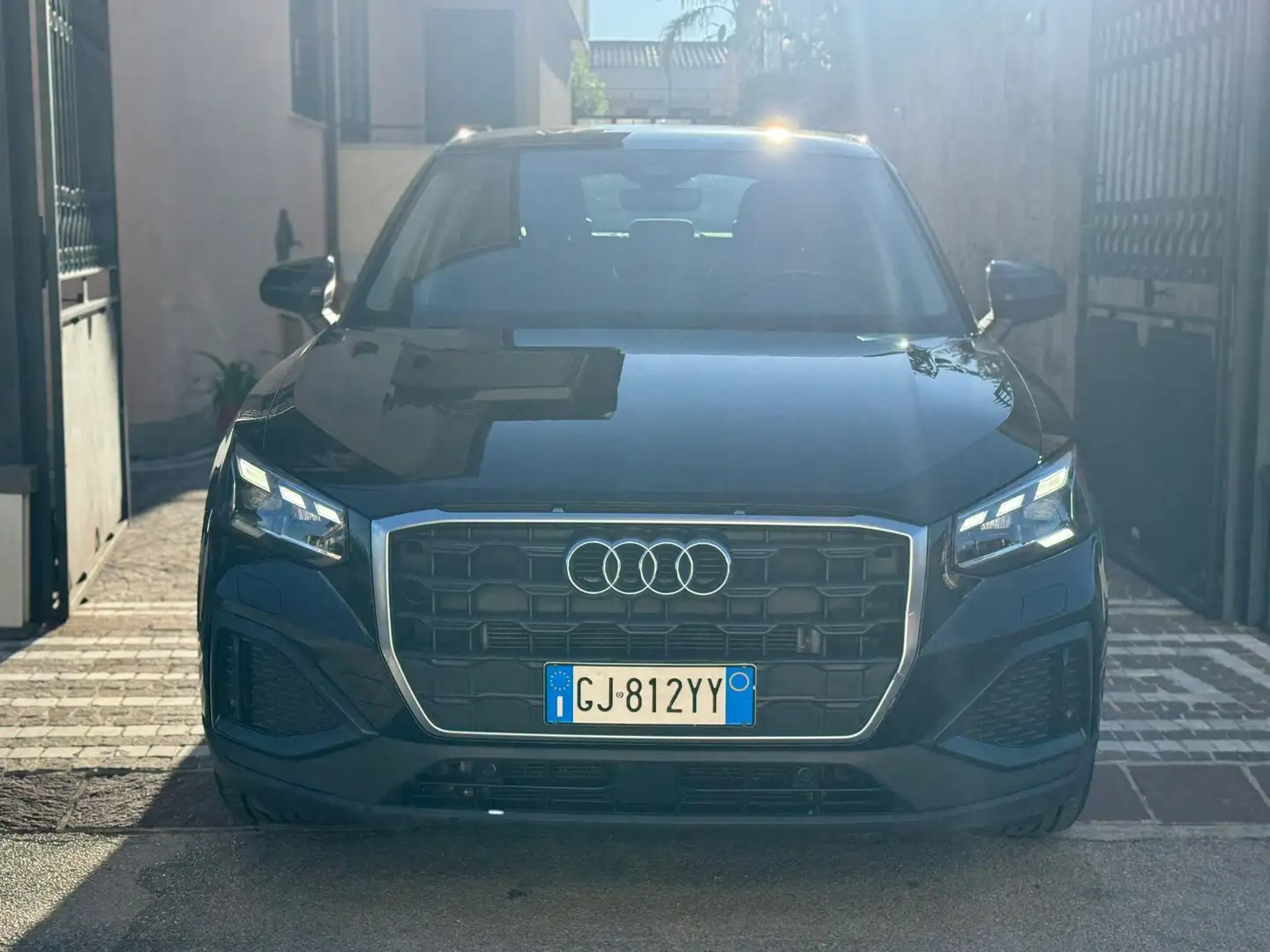 Audi Q2 35 TDI quattro S tronic Business Plus Nero - 2