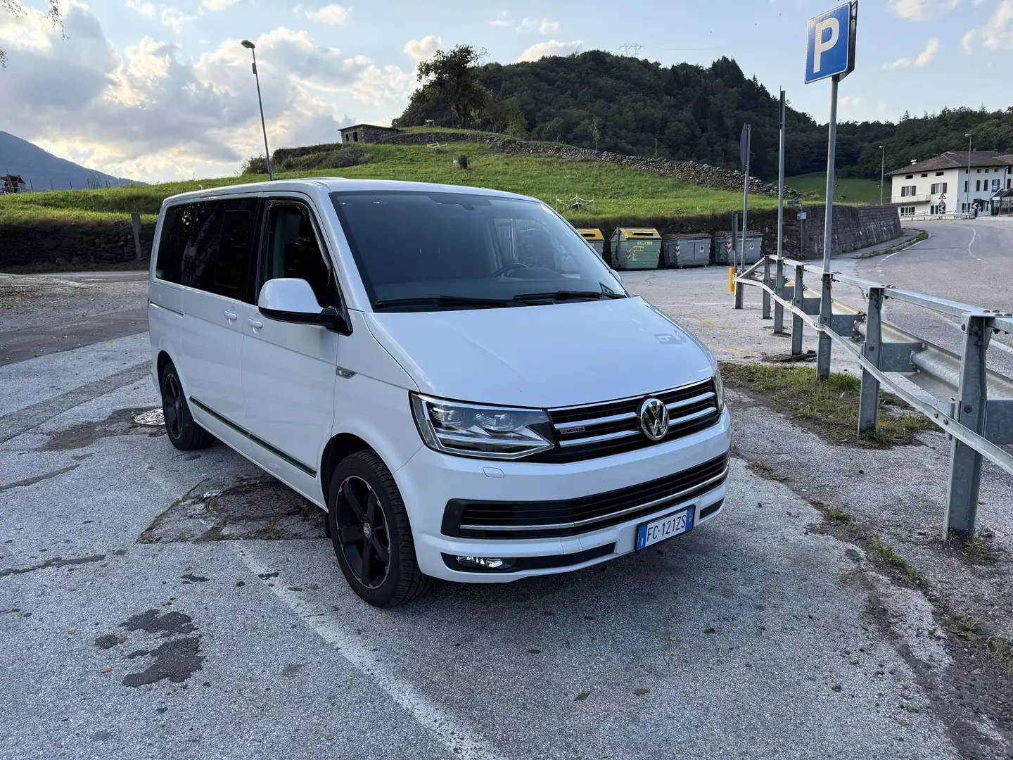 Volkswagen T6 Multivan 2.0 tdi Highline 4motion 204cv dsg - 1