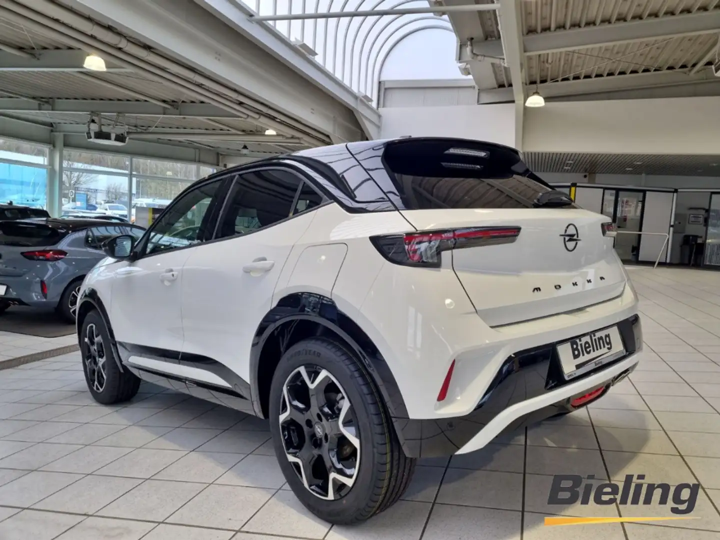 Opel Mokka GS 1.2l Turbo FACELIFT Weiß - 2