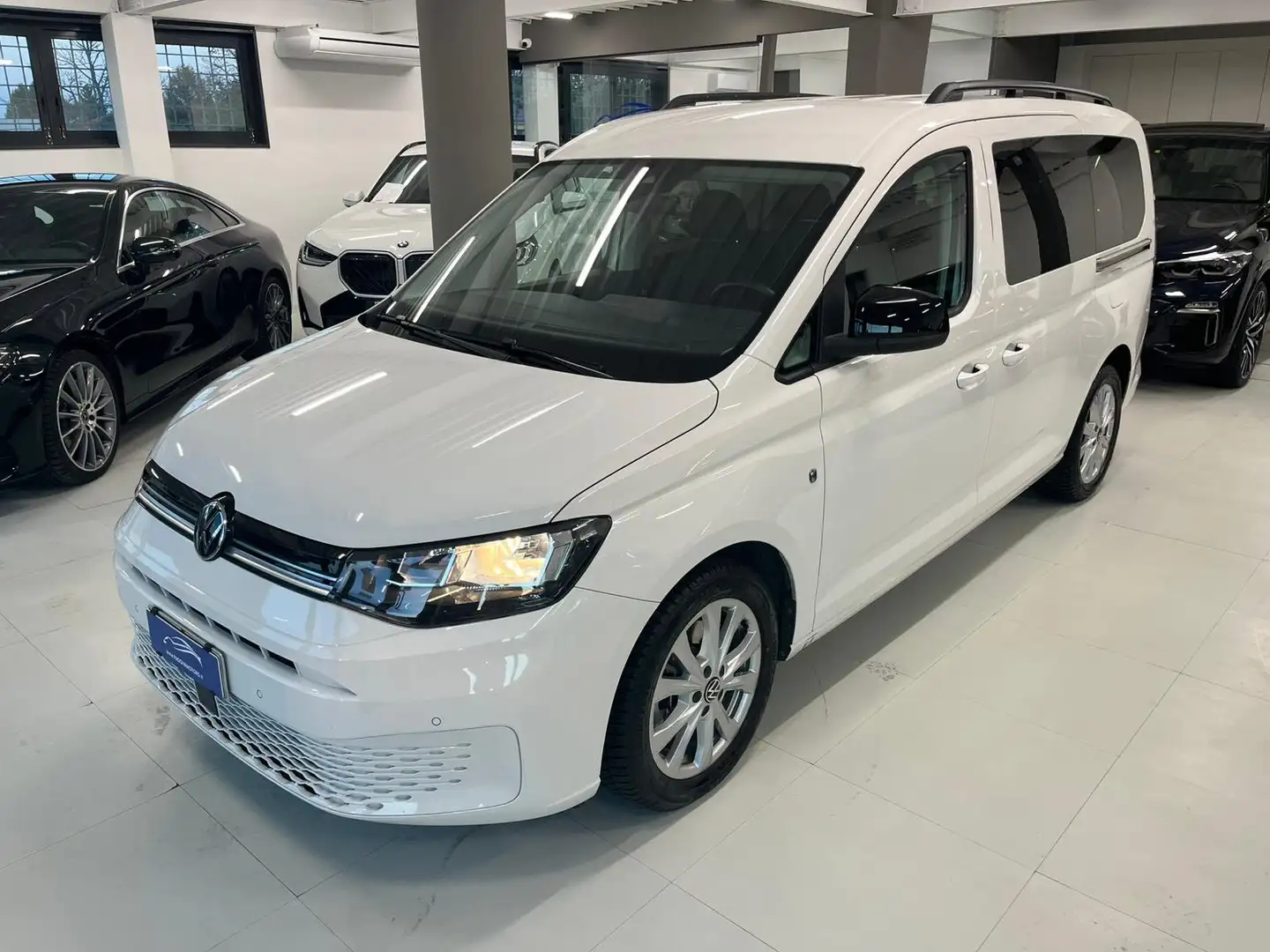 Volkswagen Caddy Maxi 2.0 TDI 122cv DSG Style Bianco - 1