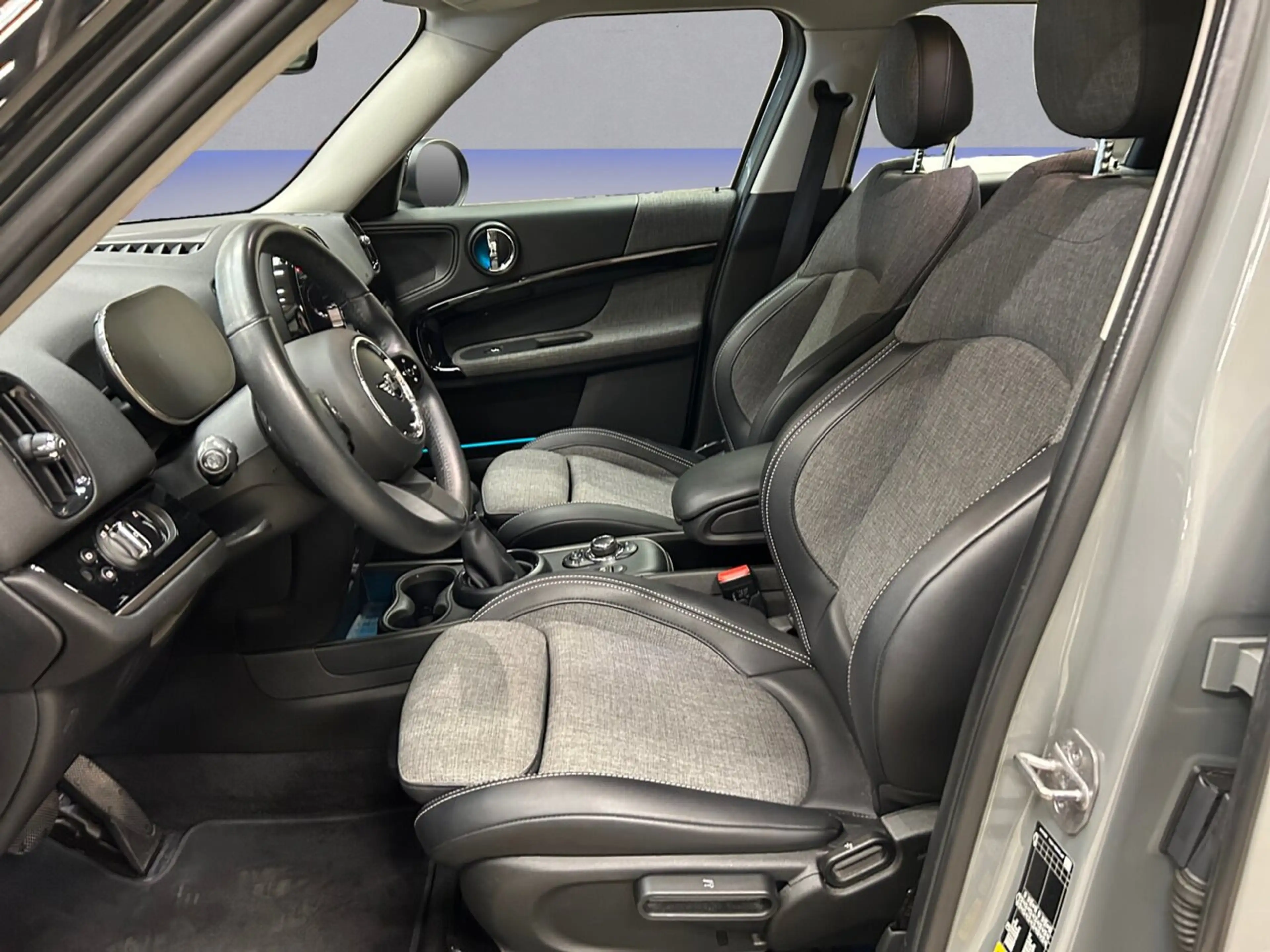 MINI Cooper D Countryman Cooper S All4 — photo 10