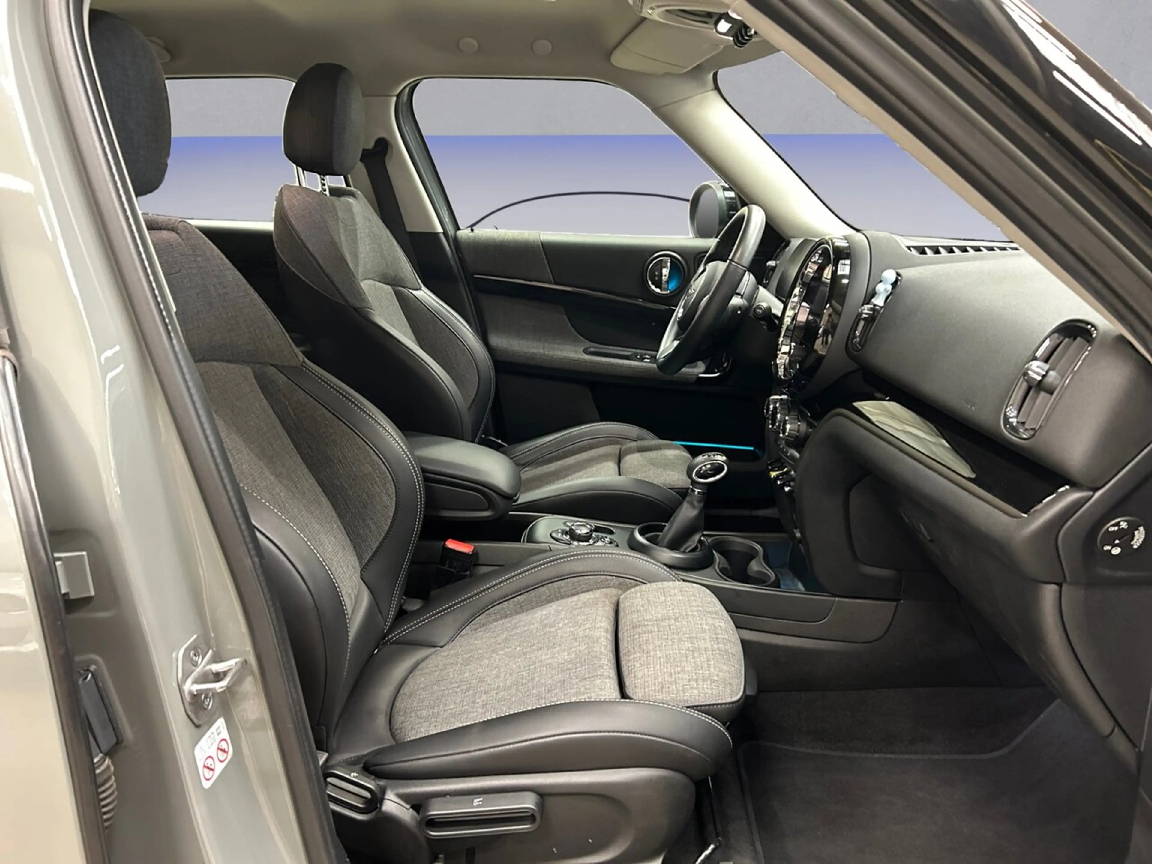 MINI Cooper D Countryman Cooper S All4 — photo 15
