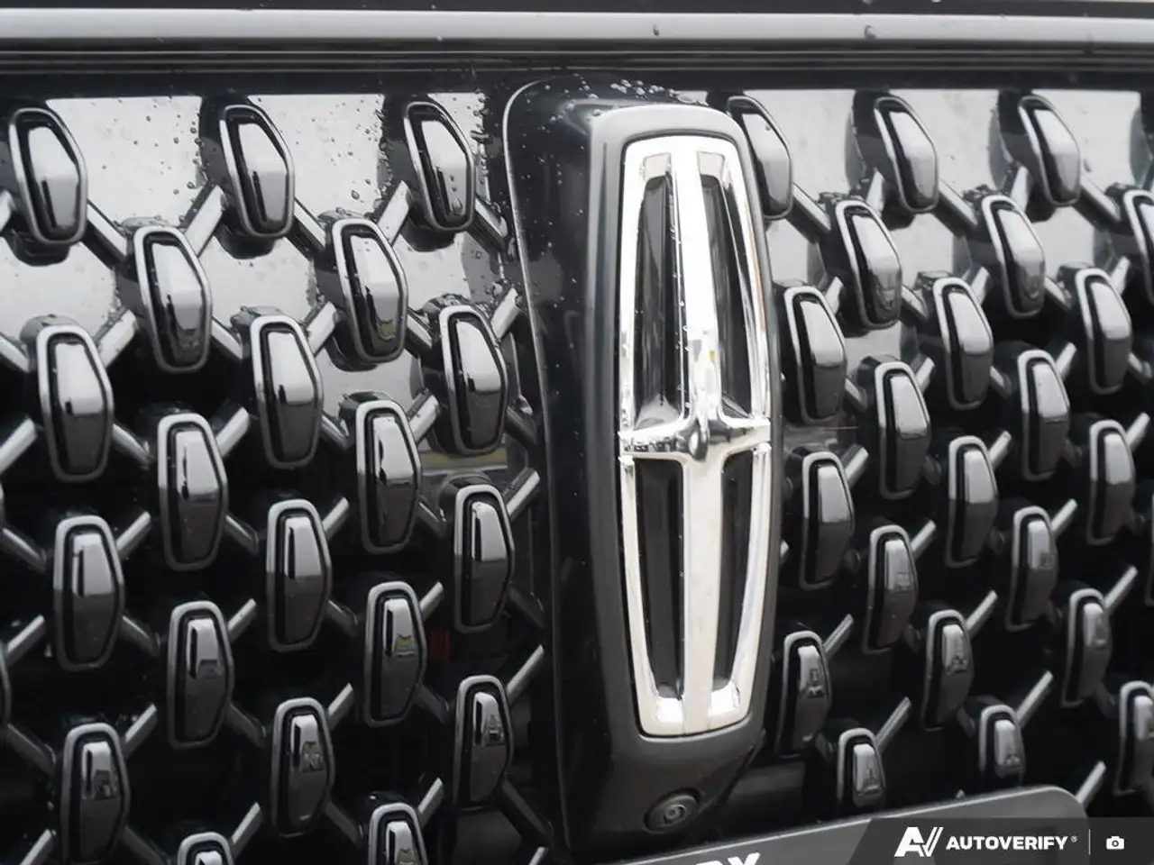 Lincoln Aviator снимка Lincoln Aviator