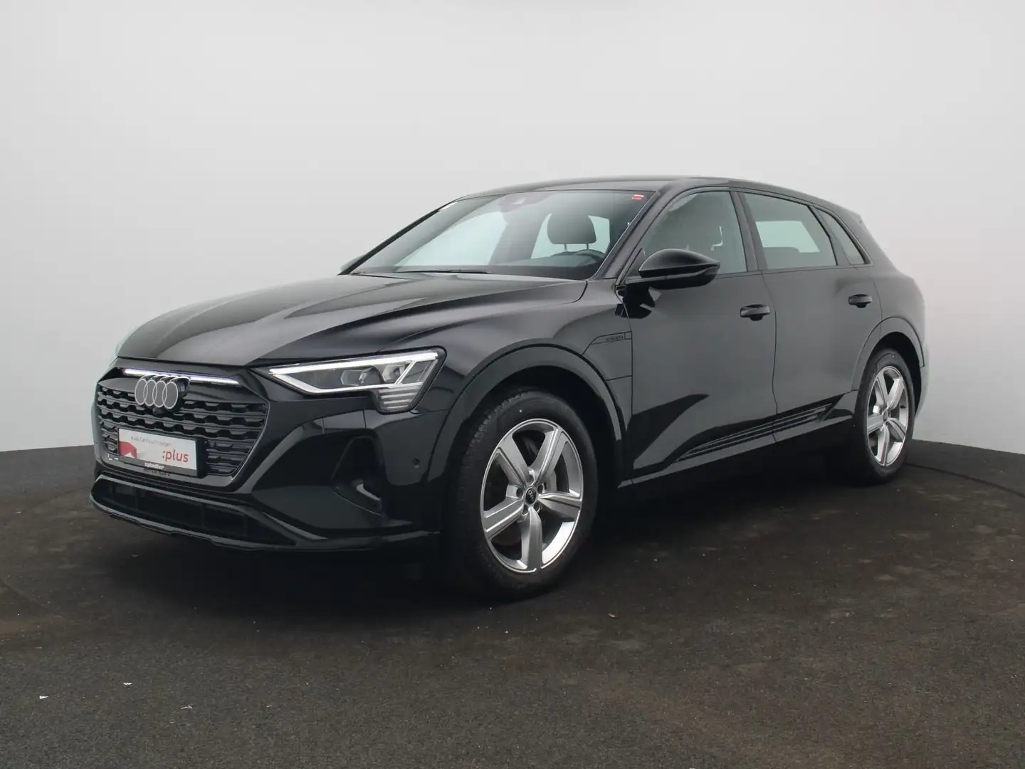 Audi Q8 e-tron advanced 50 quattro / Navi+, Air, AHK Schwarz - 2