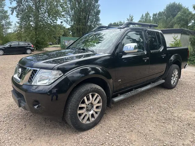 Nissan Navara KingCab Business 4X4 3,0 D AUTOMATIK LEDER NAVI