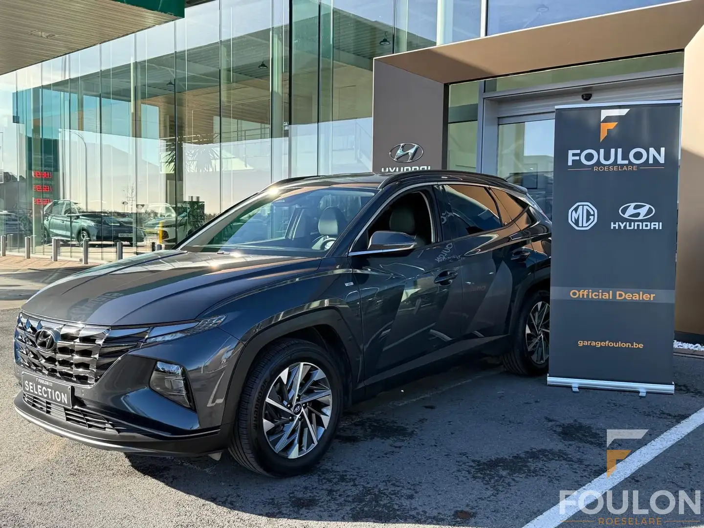 Hyundai TUCSON 1.6 T-GDI AUTOMAAT Feel Comfort Mild Hybrid Grijs - 1