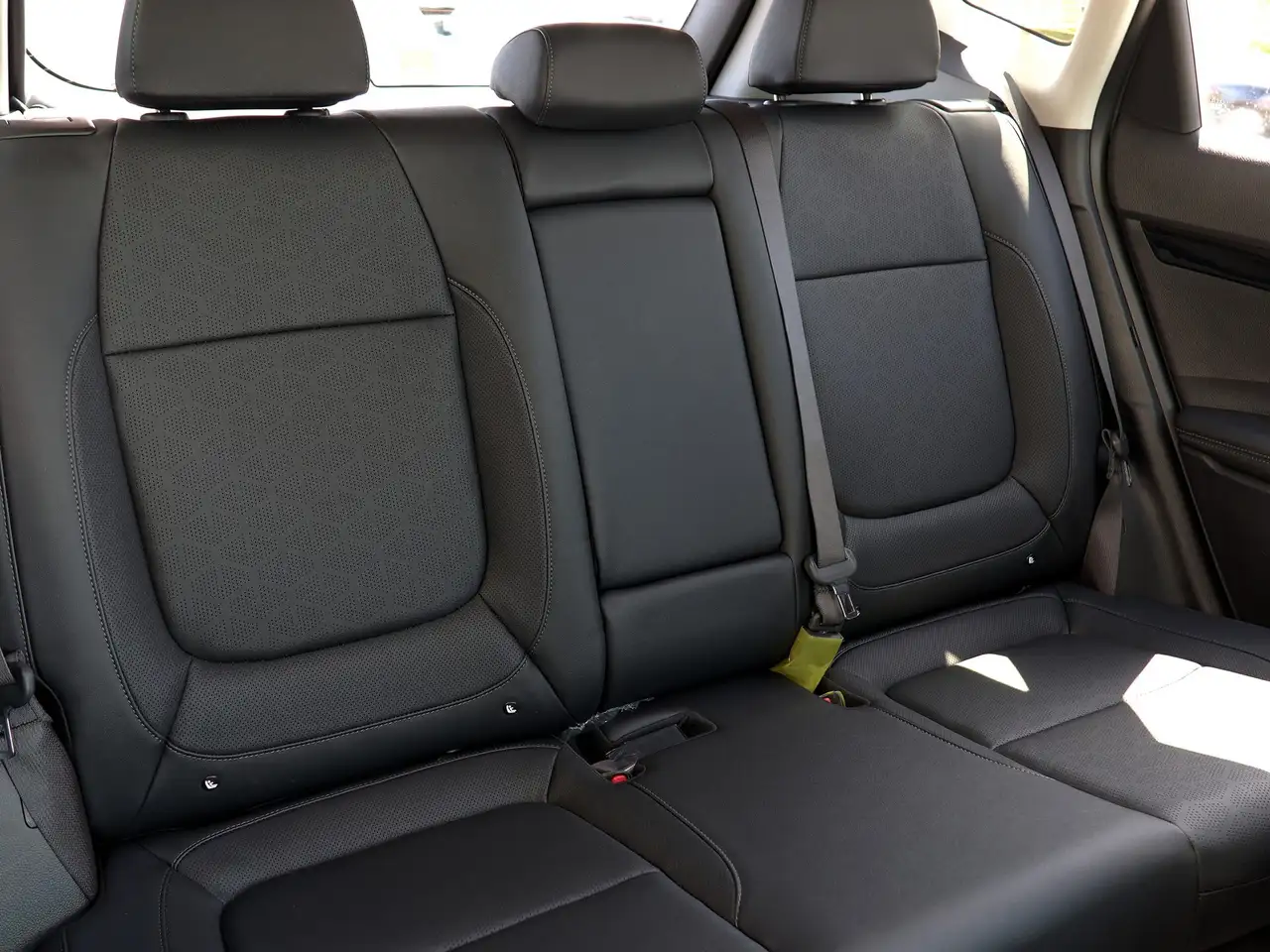 Kia Seltos снимка Kia Seltos