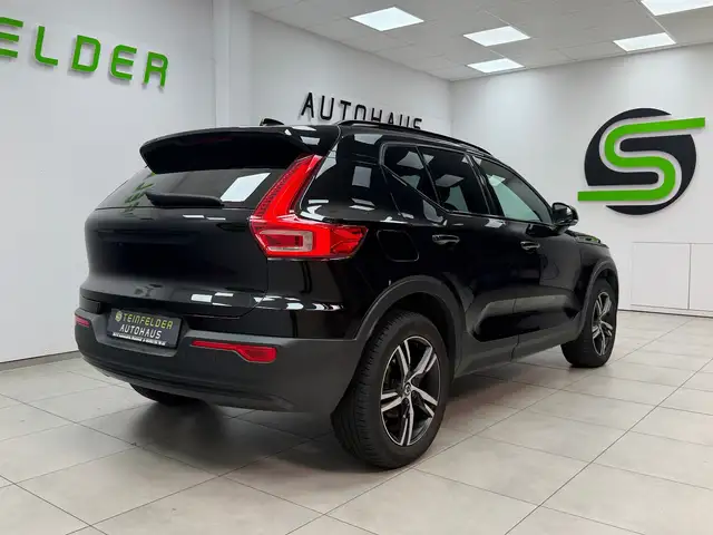 Volvo XC40 view 7