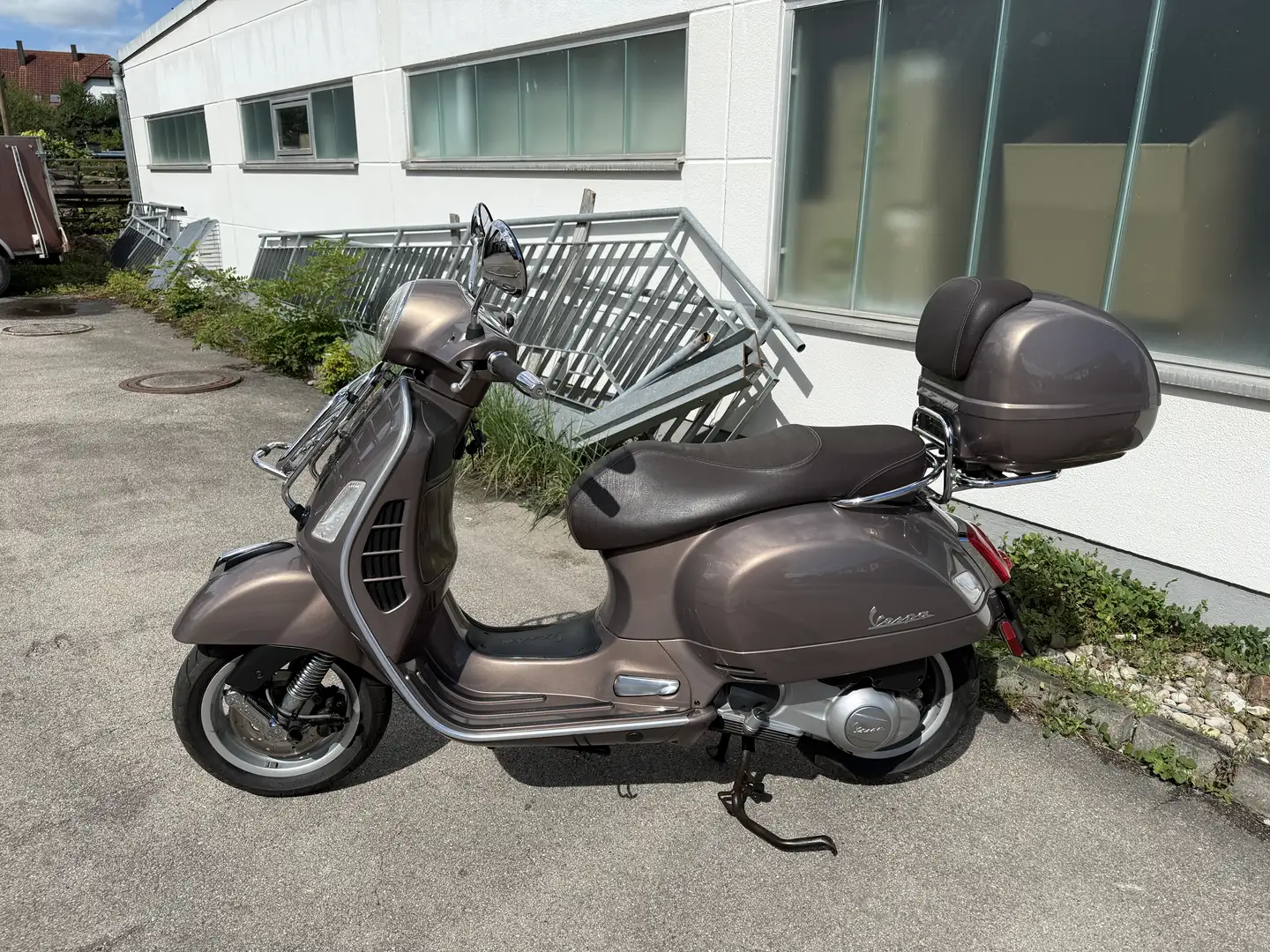 Vespa GTS Super 300 Touring - 2