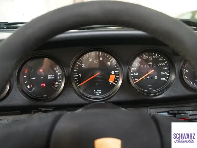 Porsche 911 911 Carrera 3,2 Speedster Ansicht 36